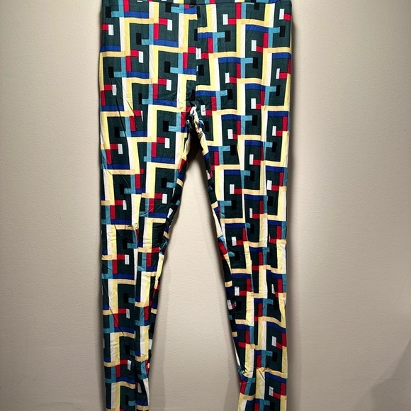 LulaRoe Perfect T Swing Top Small (8,10,12,14) & OS Leggings 2-10 Blue Bundle - Picture 12 of 17